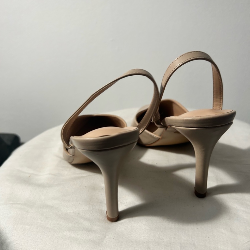 Journee Collection Cream Pointed Toe Slingback Heels - Picture 4 of 12